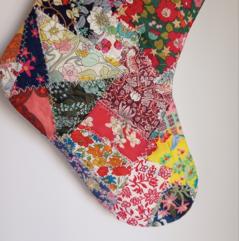 Liberty Art Fabric Tana Lawn Patchwork Quilted Christmas Stocking Bespoke OOAK - Picture 9 of 14